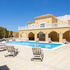 Classbnb - Luxurious 1,5 Kilometers From Villa